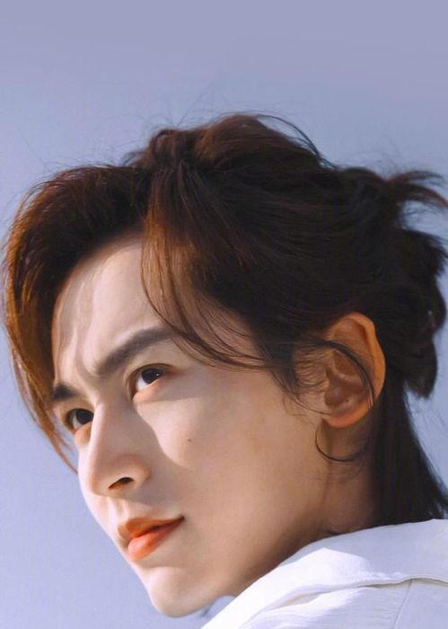 娱乐圈八卦最新爆料肖战,娱乐圈再掀波澜